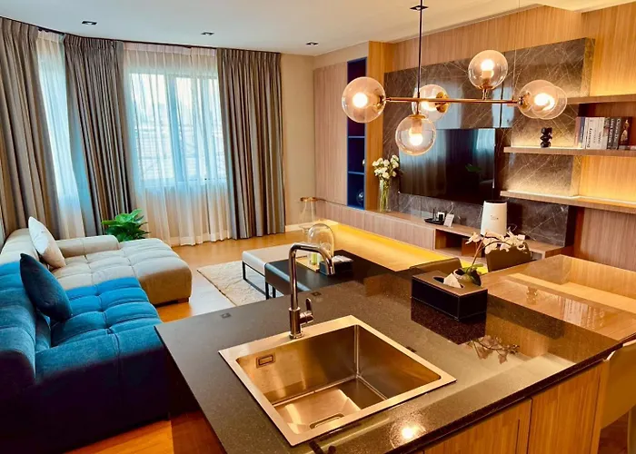 The Prestige Living At Sathorn-chan *