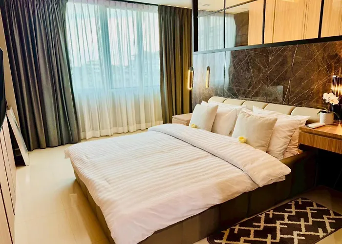 The Prestige Living At Sathorn-chan Appartamento