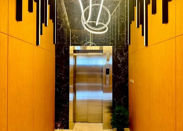 The Prestige Living At Sathorn-chan Appartamento *